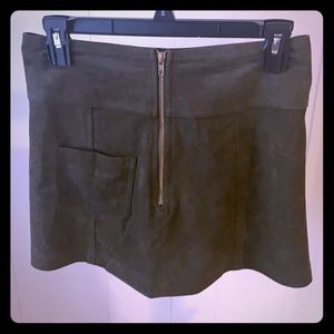 Army green skirt women’s small